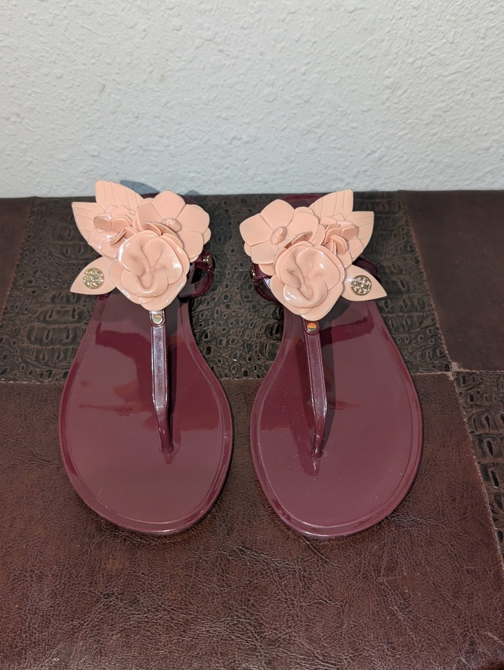 NEW Tory Burch Blossom Jelly Thong Flip Flop Sandals Royal/Victorian Rose size 7 - Picture 7 of 11